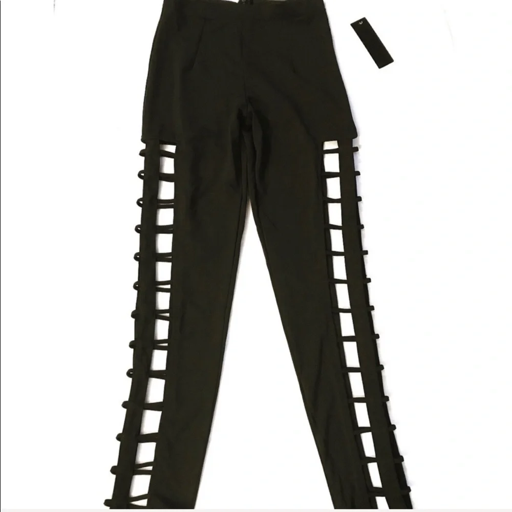 Ladder Cut Thick Leggings - Picture 2 of 2